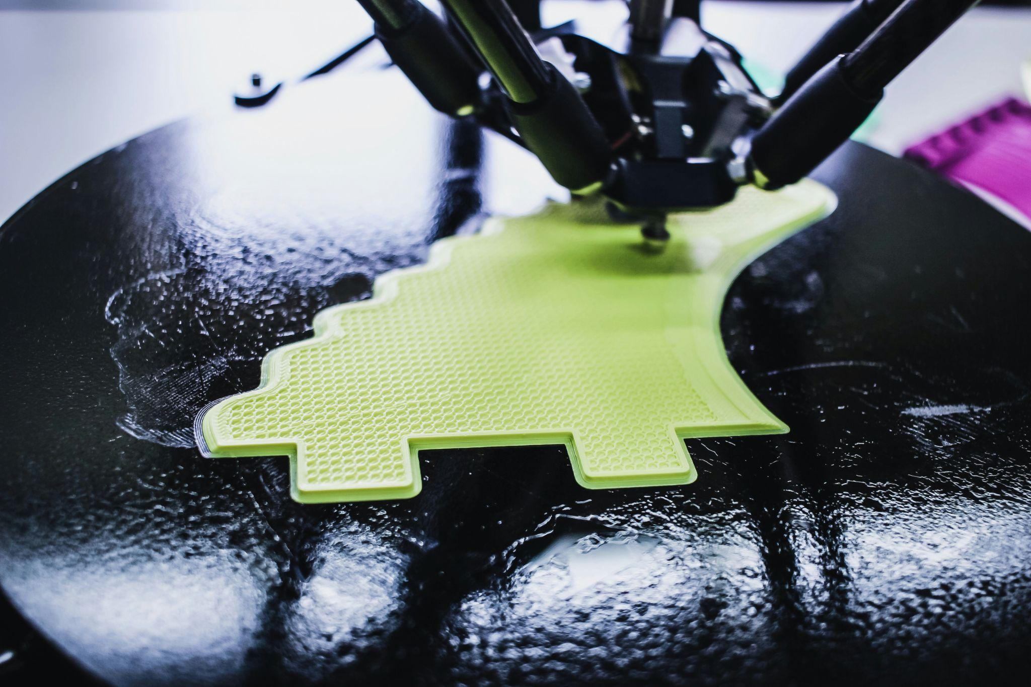 3d printer in action close up